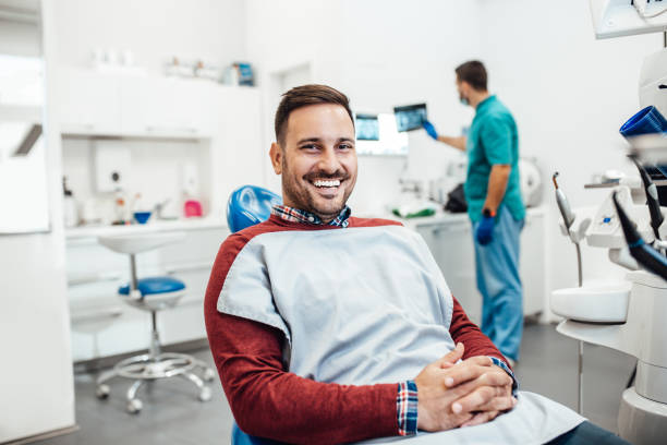 Best Emergency Dental Care  in Elwood, KS